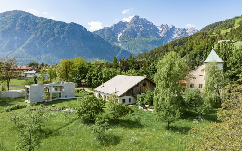 Lienz_Ferienwohnung_Kräuterspaziergang_Naturgarten